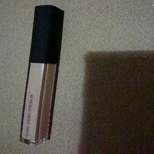 nars radiant creamy Concealer vanilla light 2
